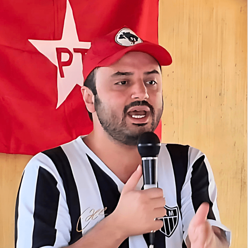 ESTEVÃO CRUZ